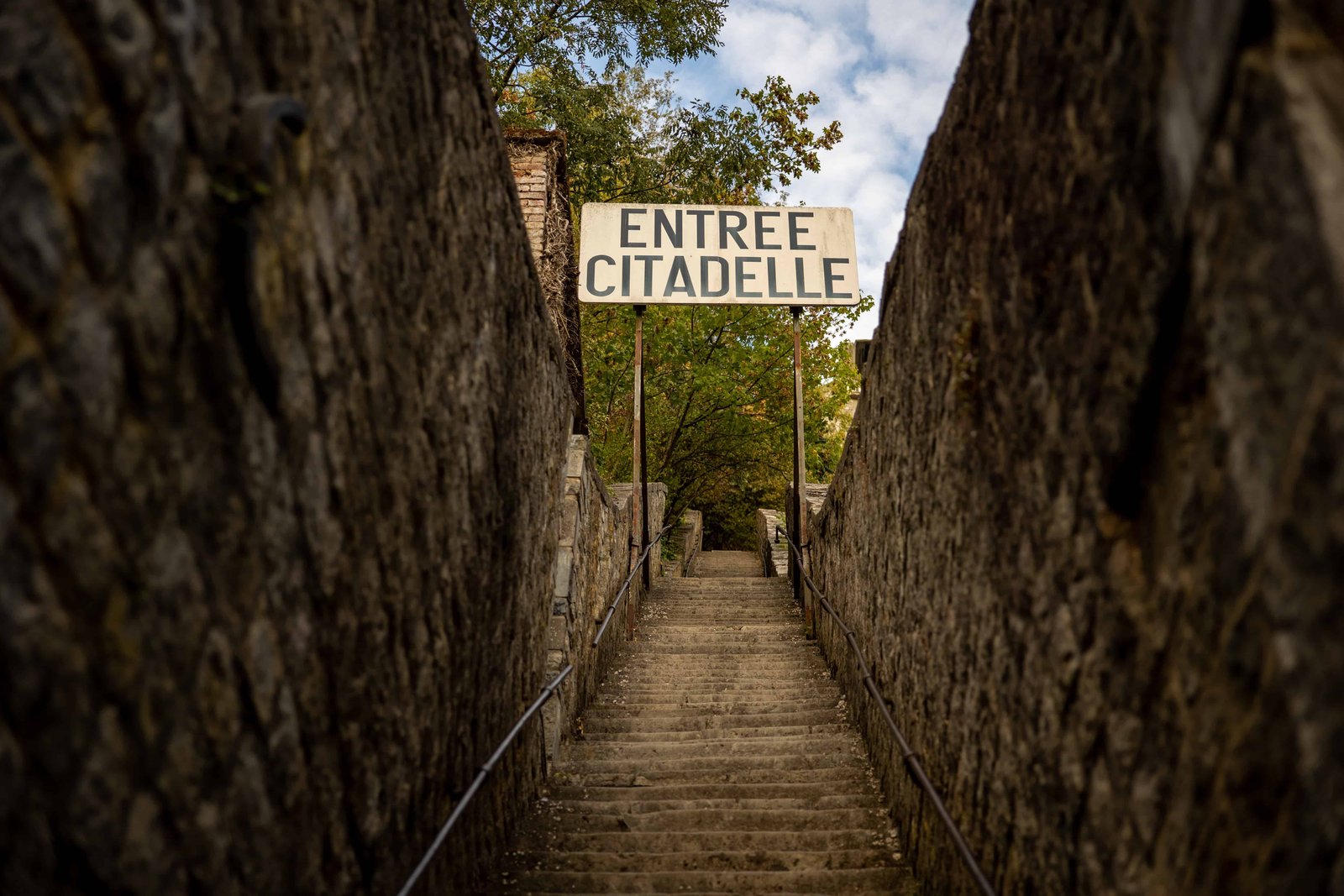 Dinant Citadelle Entrance