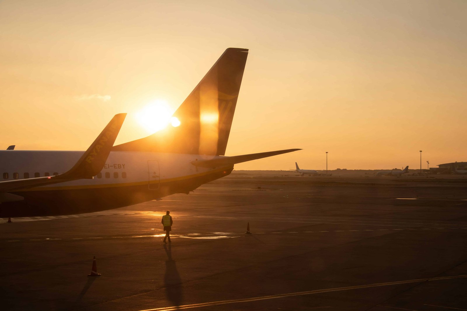 From Venice To Lake Como: 4 Ways To Travel in 2026 7 Flight from Venice to Lake Como