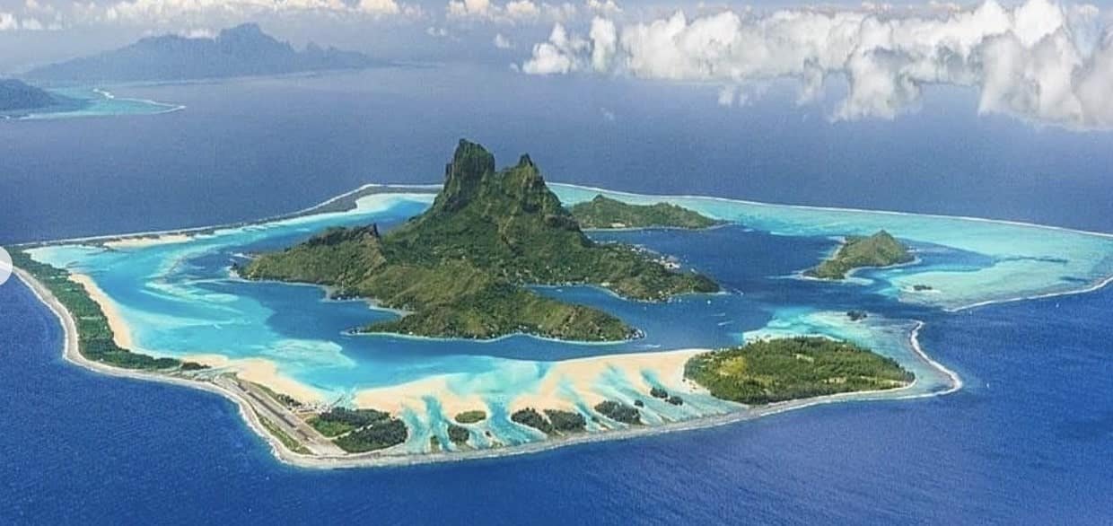 Bora Bora helicopter view.