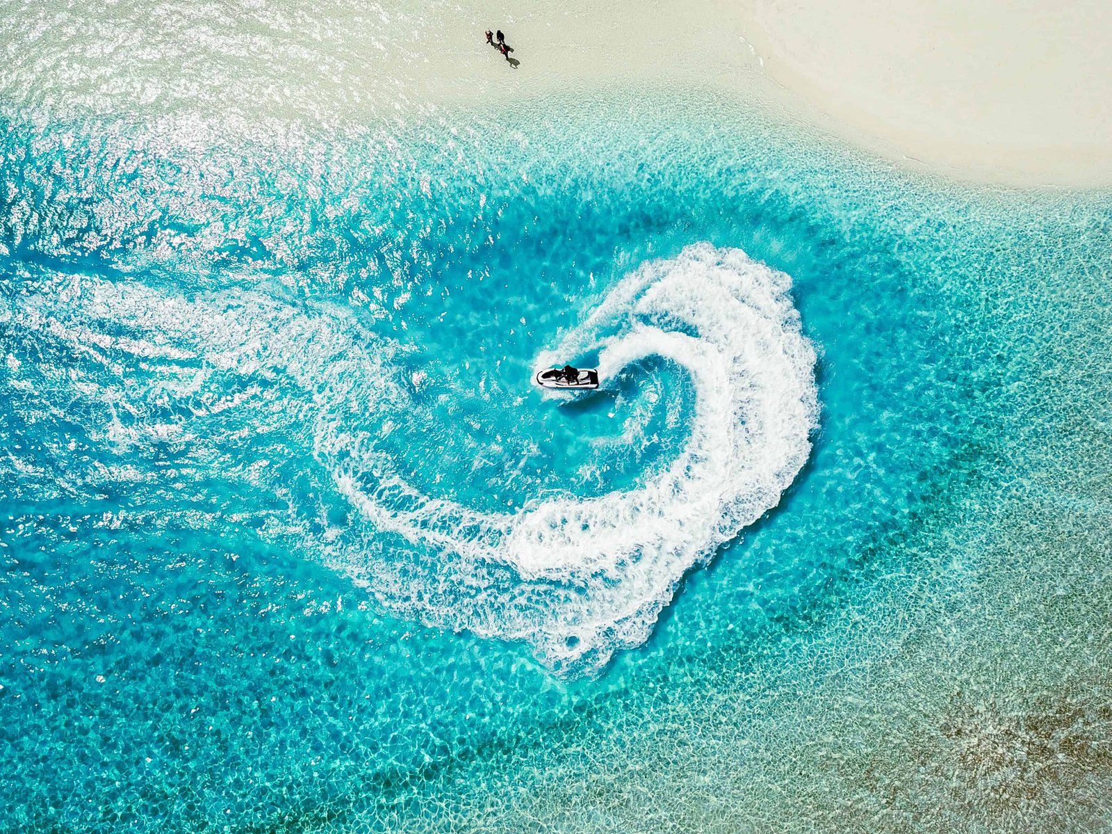 Jet skiing in French polynesia