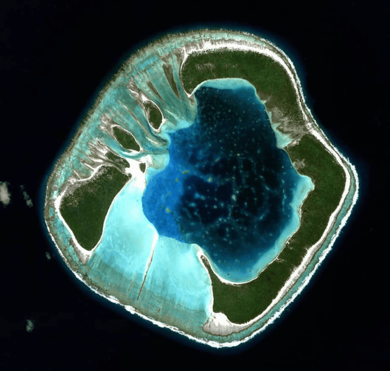 Motu One: All You Need To Know for 2026 (Society Islands) 1 An aerial overview of Motu One