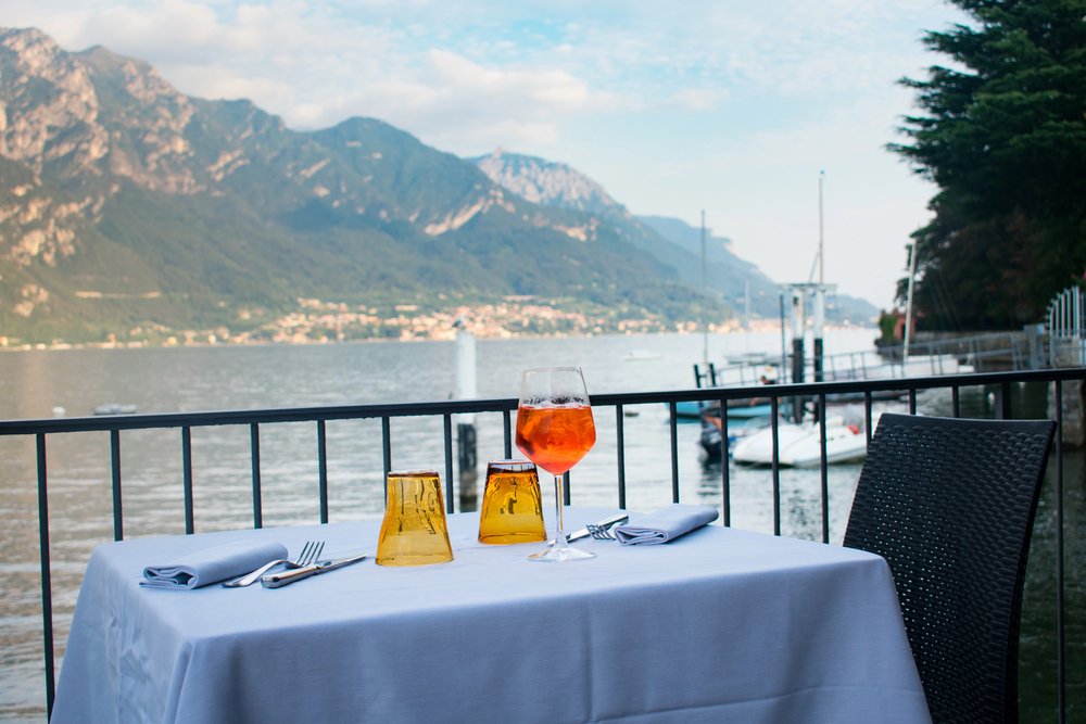 Lakeside dinner Bellagio